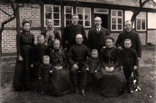 Familie Klostermeier um  1900